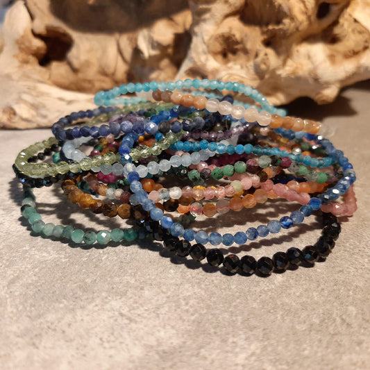 Kugelarmband facettiert - Smaragd
