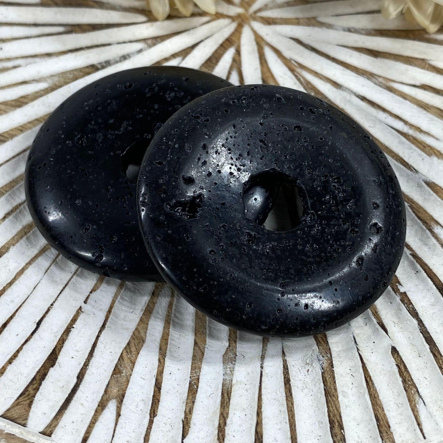 LAVA - Donut