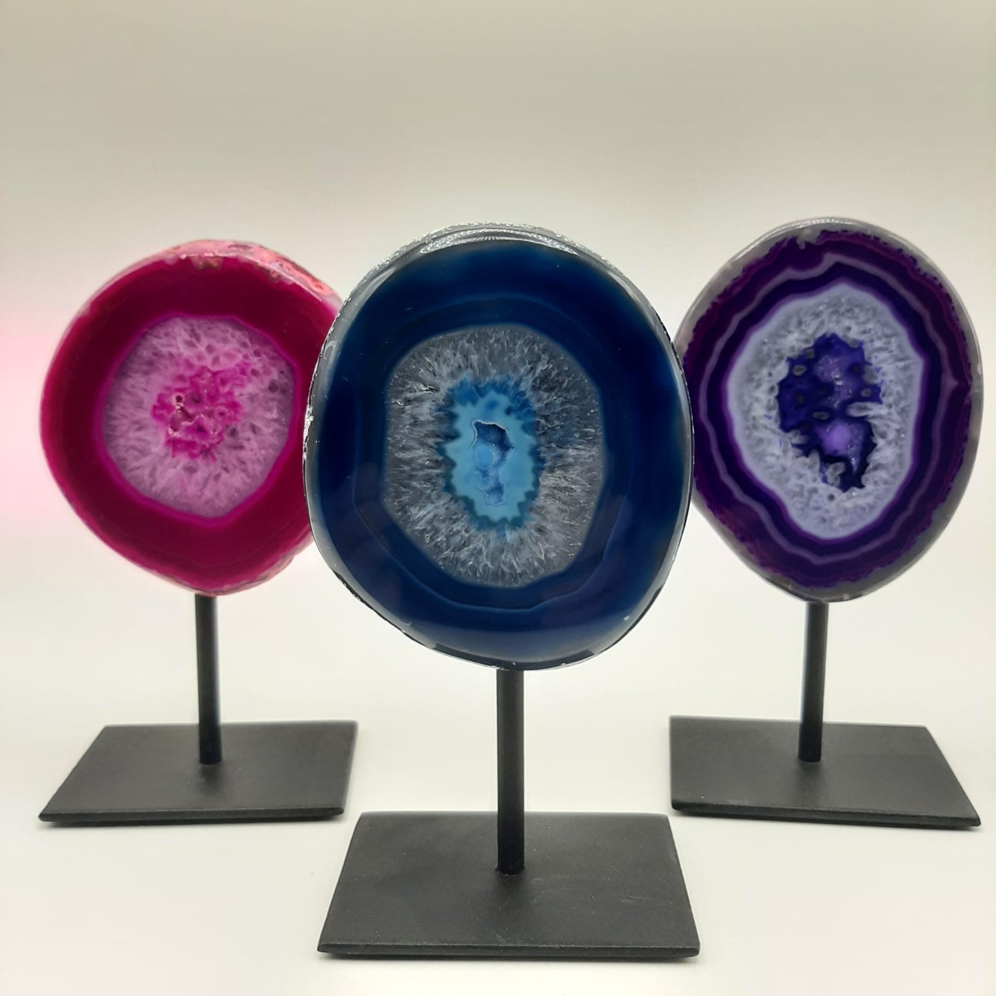 Achat auf Metallständer "ROSA"