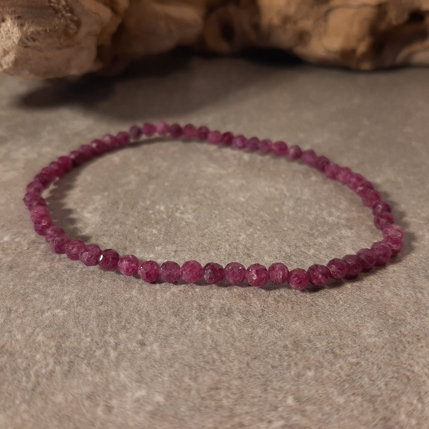 Kugelarmband facettiert - Rubin