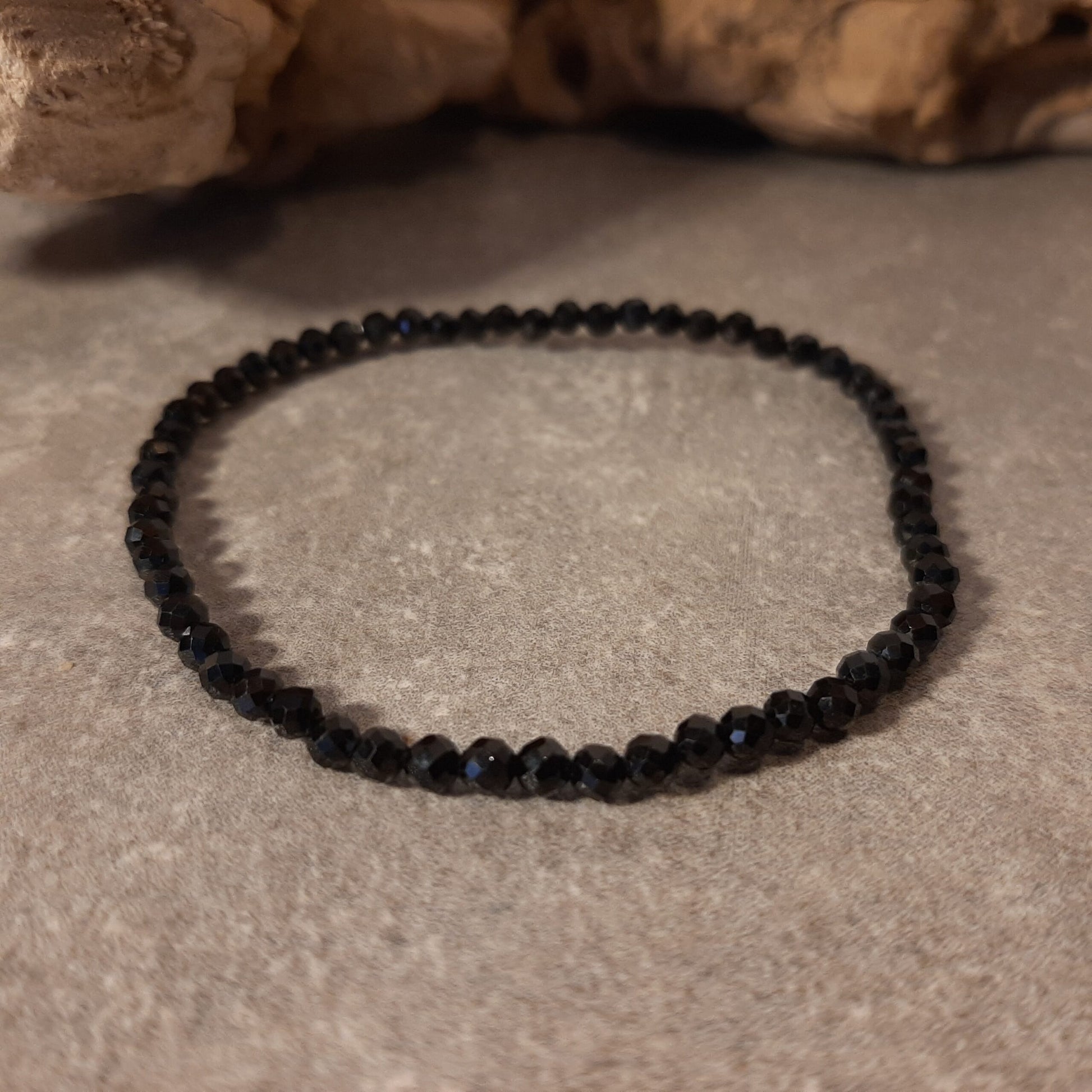 Kugelarmband facettiert - Spinell
