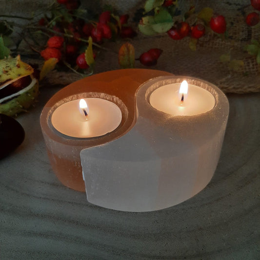 Teelichthalter aus Selenit "YIN-YANG"
