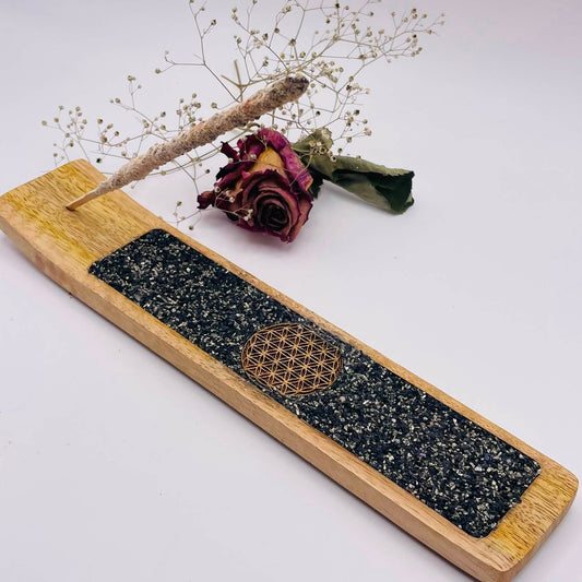 Räucherstäbchenhalter Blume des Lebens mit Schwarzem Turmalin aus Mangoholz, ca. 25cm – für Räucherstäbchen – Unikat von WUNDERSTEIN
