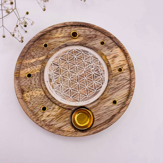 Räucherhalter Blume des Lebens aus weiß gekalktem Mangoholz, Ø 10 cm – für Räucherkegel & Räucherstäbchen – Unikat von WUNDERSTEIN
