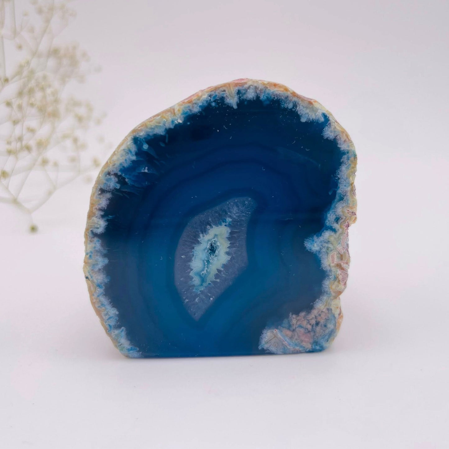 Achat-Basecut Blau Nr. 4 – Faszinierende Schichten in Stein