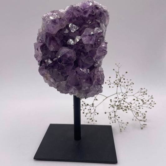 Amethyst auf Metallständer in XL-Größe