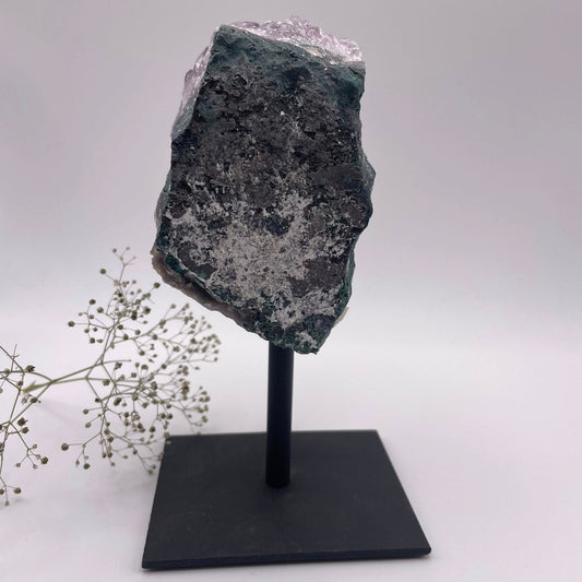 Amethyst auf Metallständer in XL-Größe