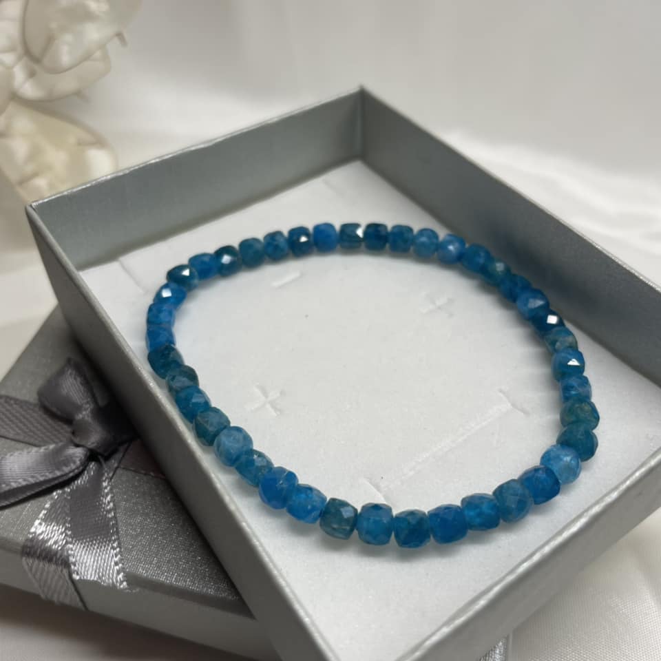 Würfel-Armband 4mm – Apatit