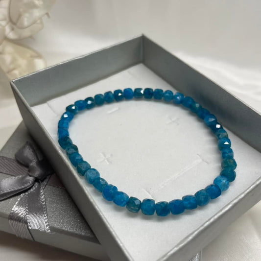Würfel-Armband 4mm – Apatit