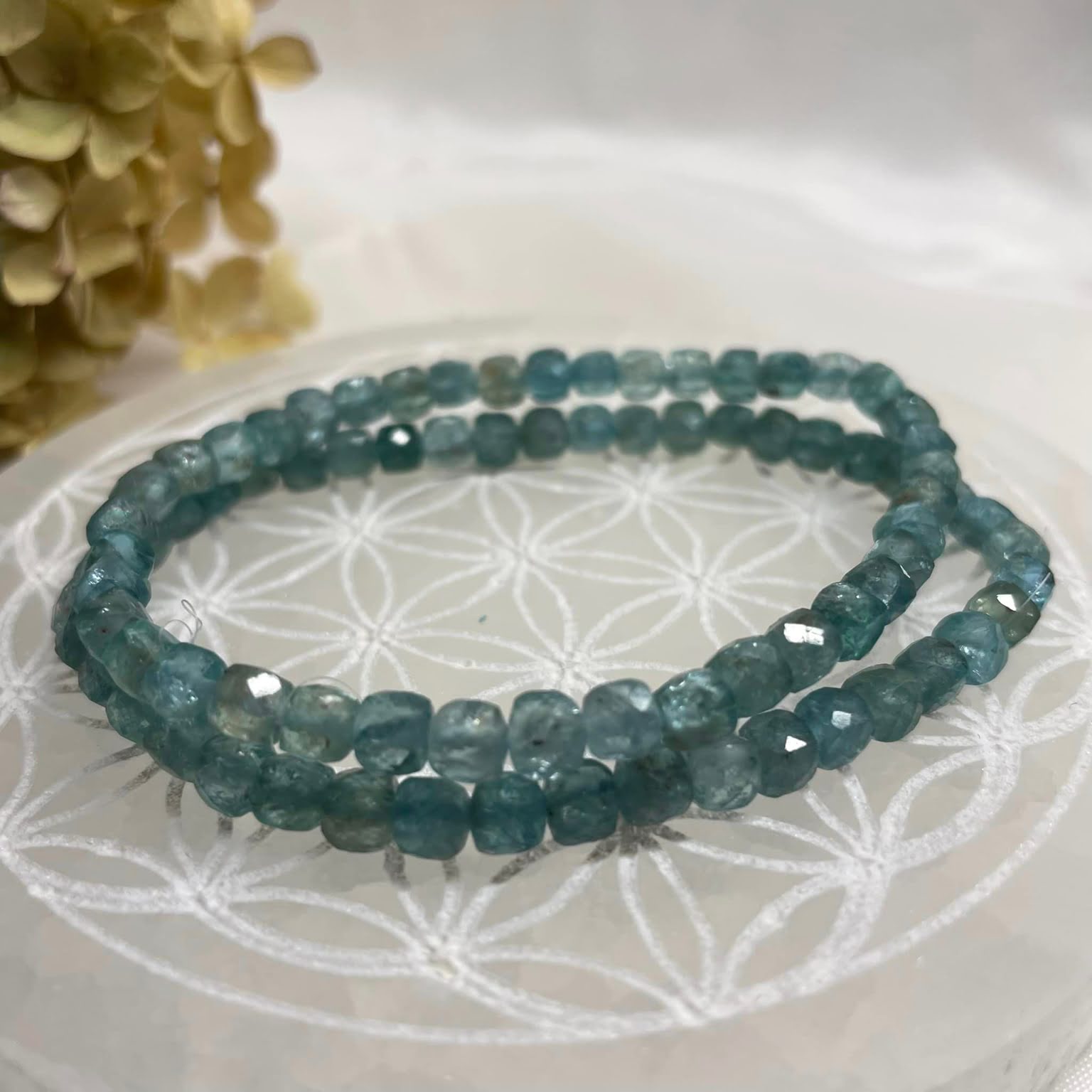 WÜRFEL-ARMBAND 4mm - Apatit Sky
