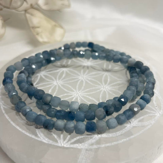 WÜRFEL-ARMBAND 4mm - Aquamarin