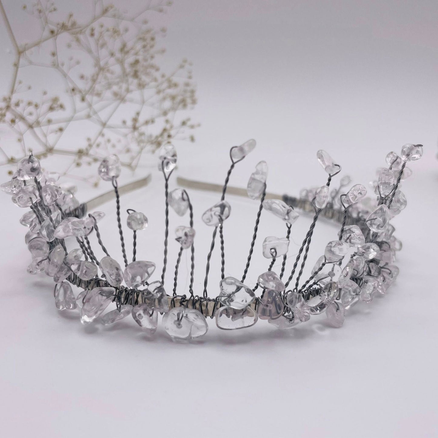 Silberne Tiara mit echten Bergkristall-Steinen – Edelstein-Krone für Hochzeit und Mittelalter

