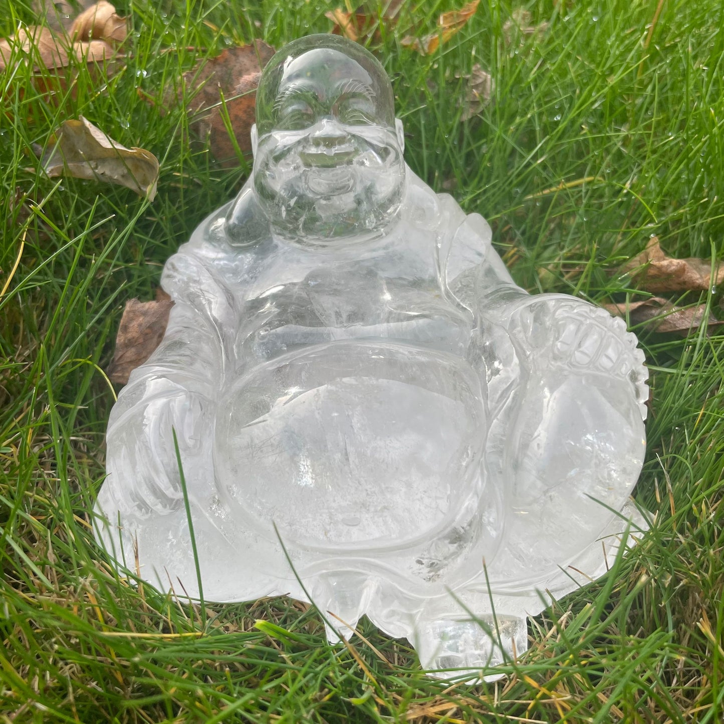 Buddha sitzend aus Bergkristall