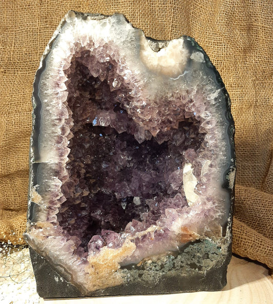 Amethyst-Geode