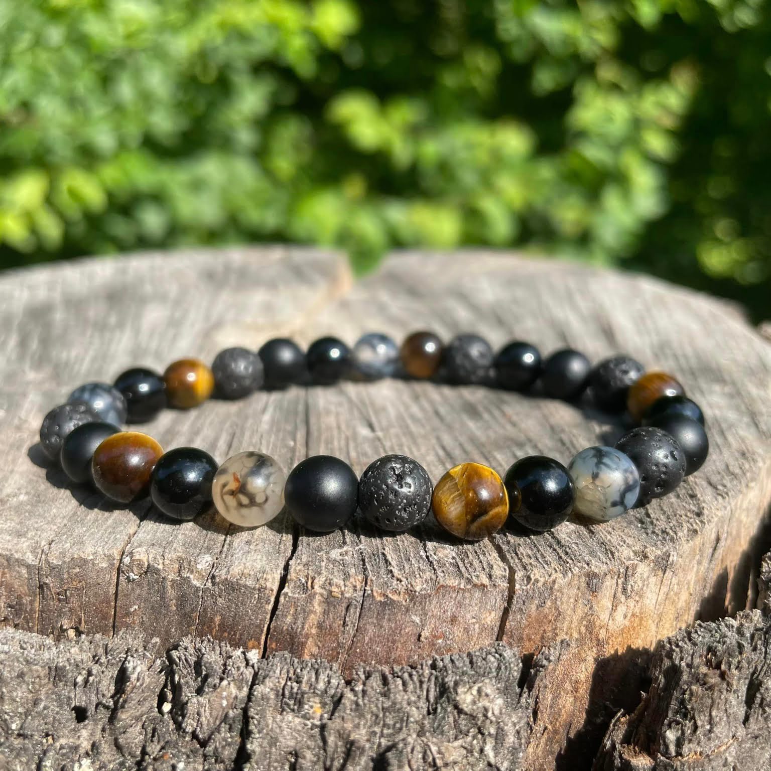 Armband "Lava, Onyx, Tigerauge & Spinnennetzachat"