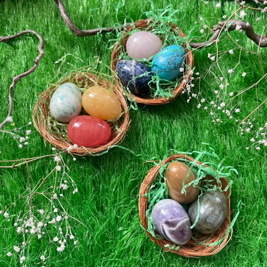 Osternest mit Edelstein-Eier