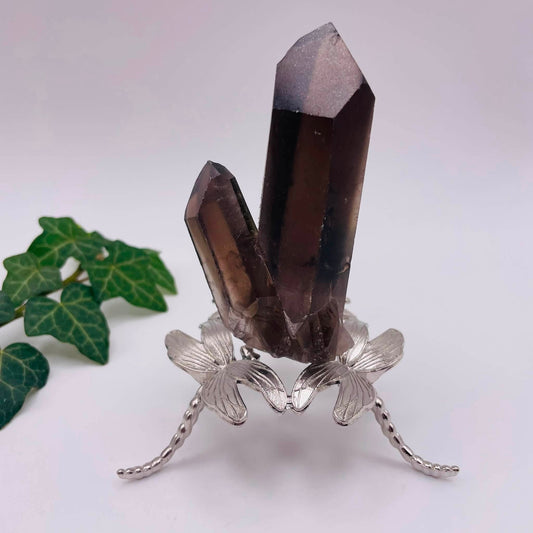 Rauchquarz-Stufe Nr. 6 – Natürlicher Kraftstein, rauchbraun, 3,5 × 2,5 × 9,5 cm, Unikat von WUNDERSTEIN
