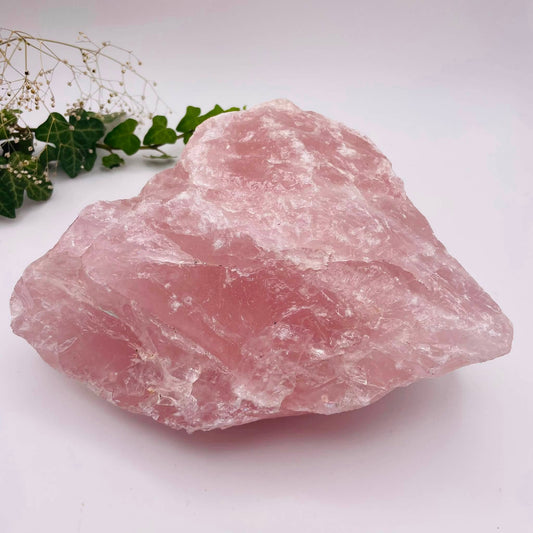 Rosenquarz Rohstein XL, ca. 22 × 17 × 10 cm, ca. 4 kg – handverlesenes Unikat von WUNDERSTEIN
