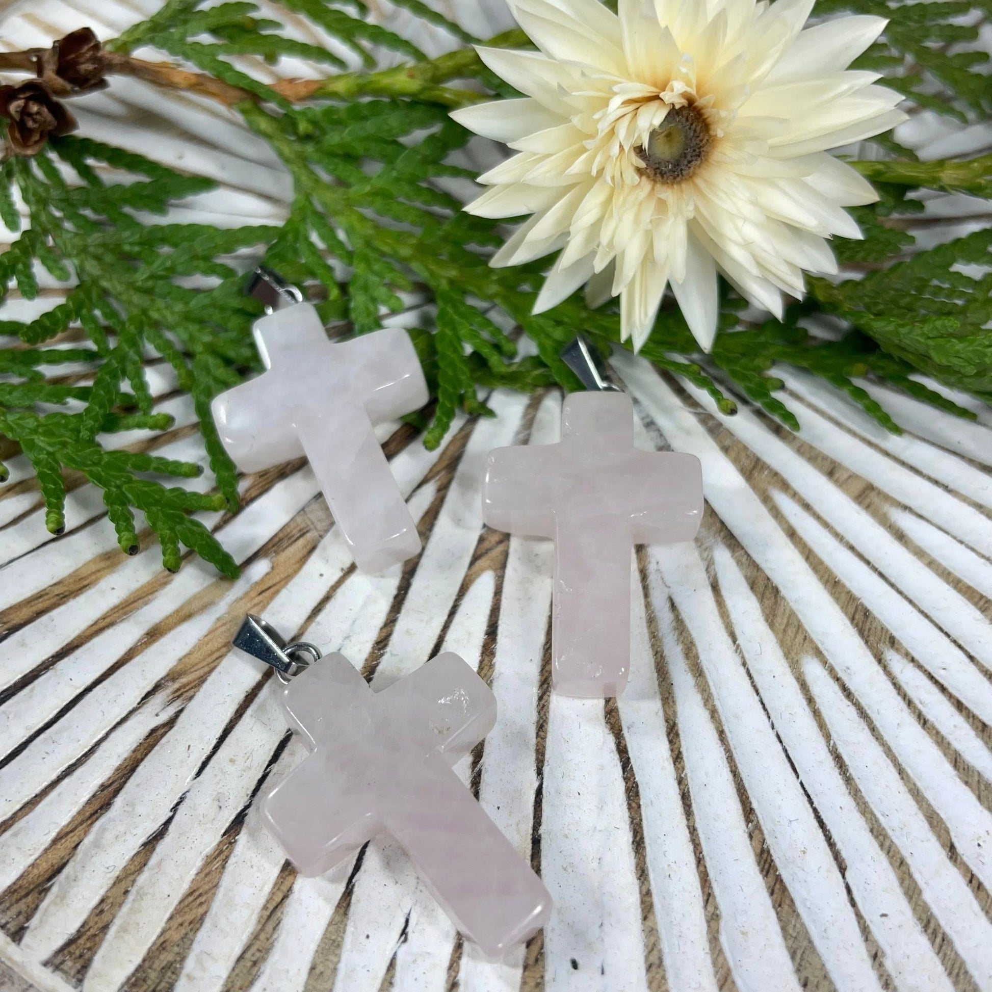 Kreuz-Anhänger "Rosenquarz"