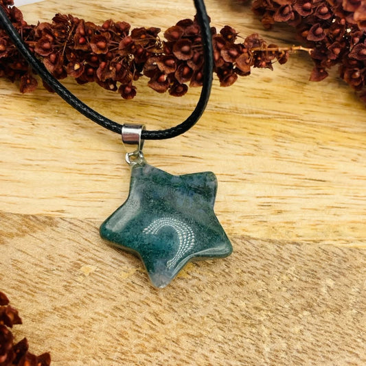 Moosachat Kette mit Stern-Anhänger, ca. 2,5 cm Durchmesser – natürliches Unikat von WUNDERSTEIN

