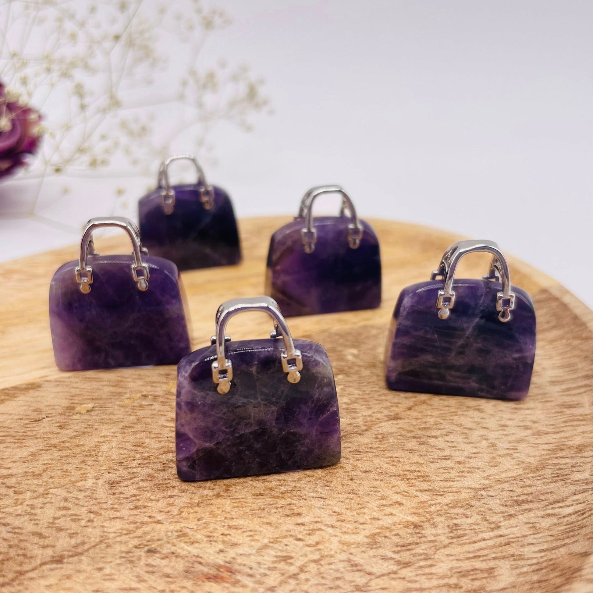 Amethyst Mini-Täschchen als Dekoobjekt oder Geschenk – handverlesen von WUNDERSTEIN