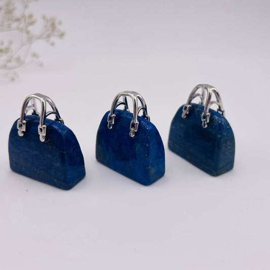 Dekoratives Mini-Täschchen aus echtem Lapislazuli – tiefblau mit goldenen Pyrit-Einschlüssen, WUNDERSTEIN