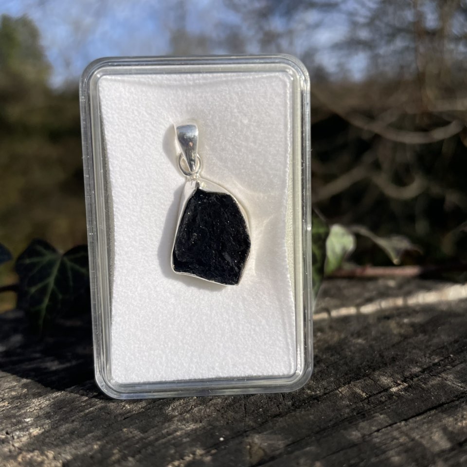 Anhänger "SCHWARZER TURMALIN"