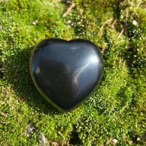 SCHWARZER OBSIDIAN – Herz gebohrt 30mm