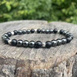 Armband „Hämatit & matter Onyx“