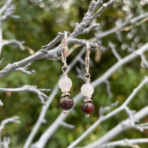 Ohrschmuck „Drachenblutjaspis & Bergkristall“