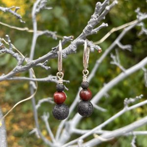 Ohrschmuck „Drachenblutjaspis & Lava“